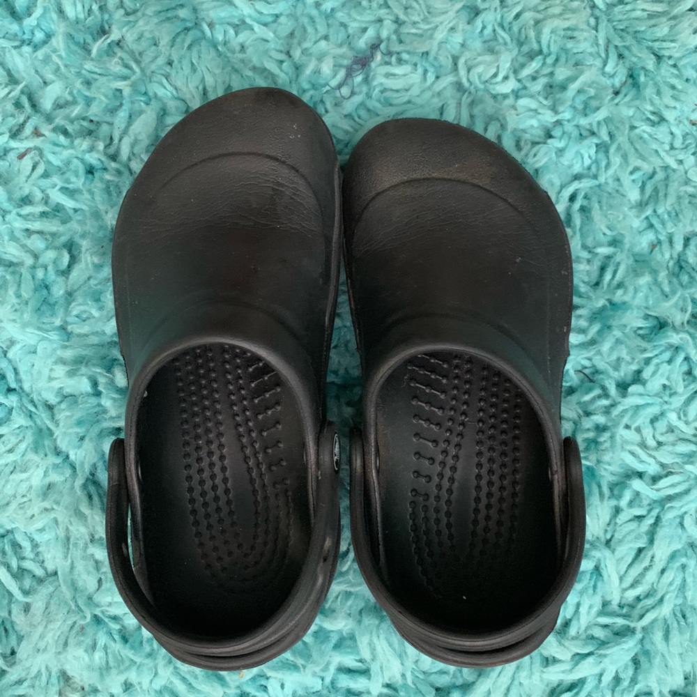 Crocs work shoes